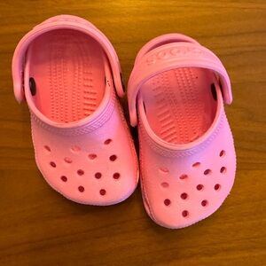 Baby Crocs size 3 in pink